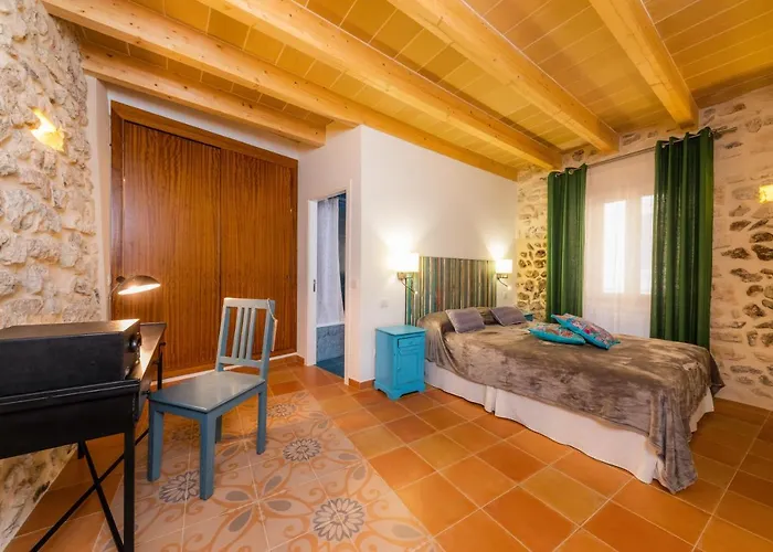 Casa Abeurador, Con Mucho Encanto En El Centro De Arta