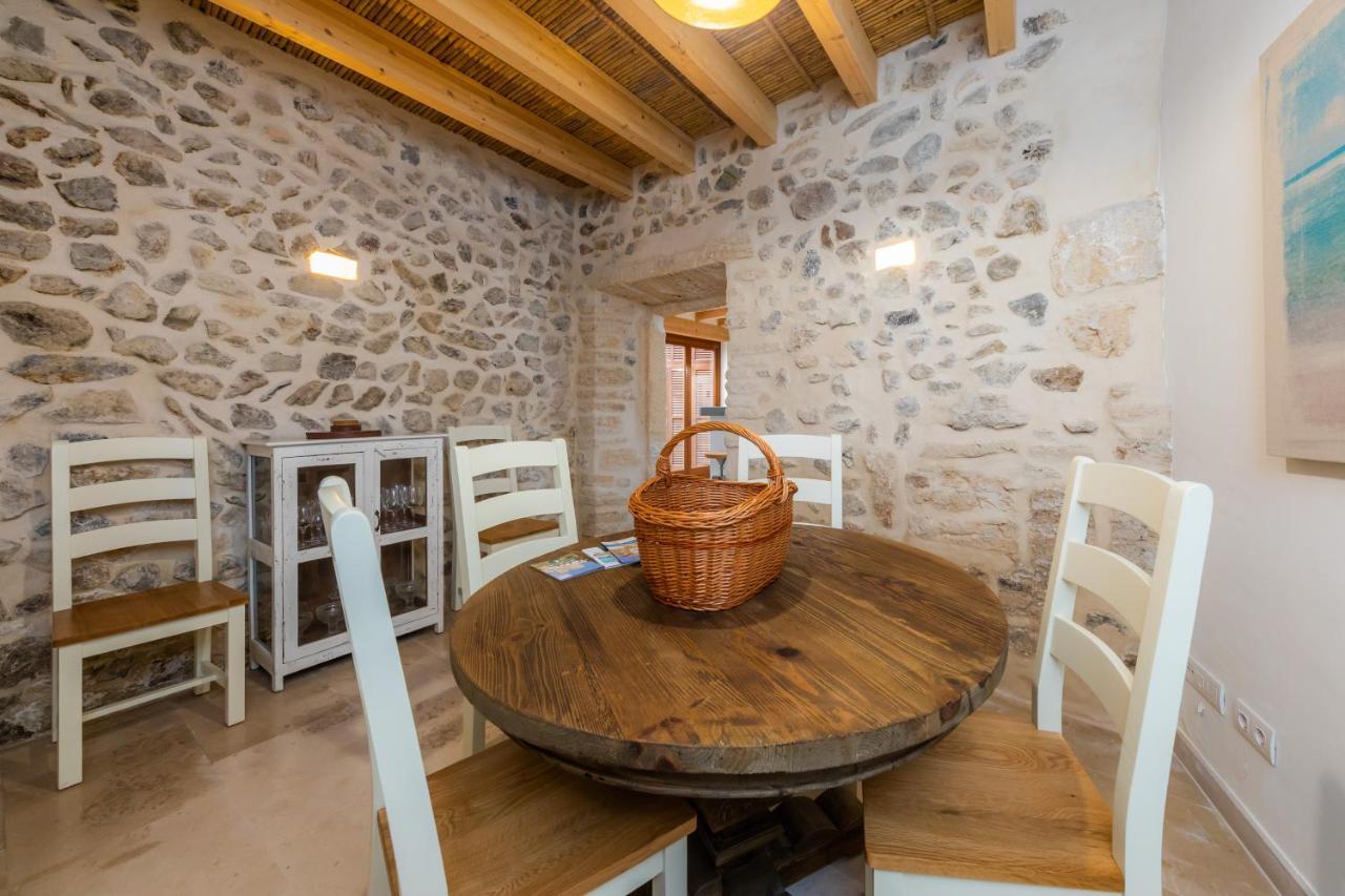 Casa Abeurador, Con Mucho Encanto En El Centro De Ferienhaus